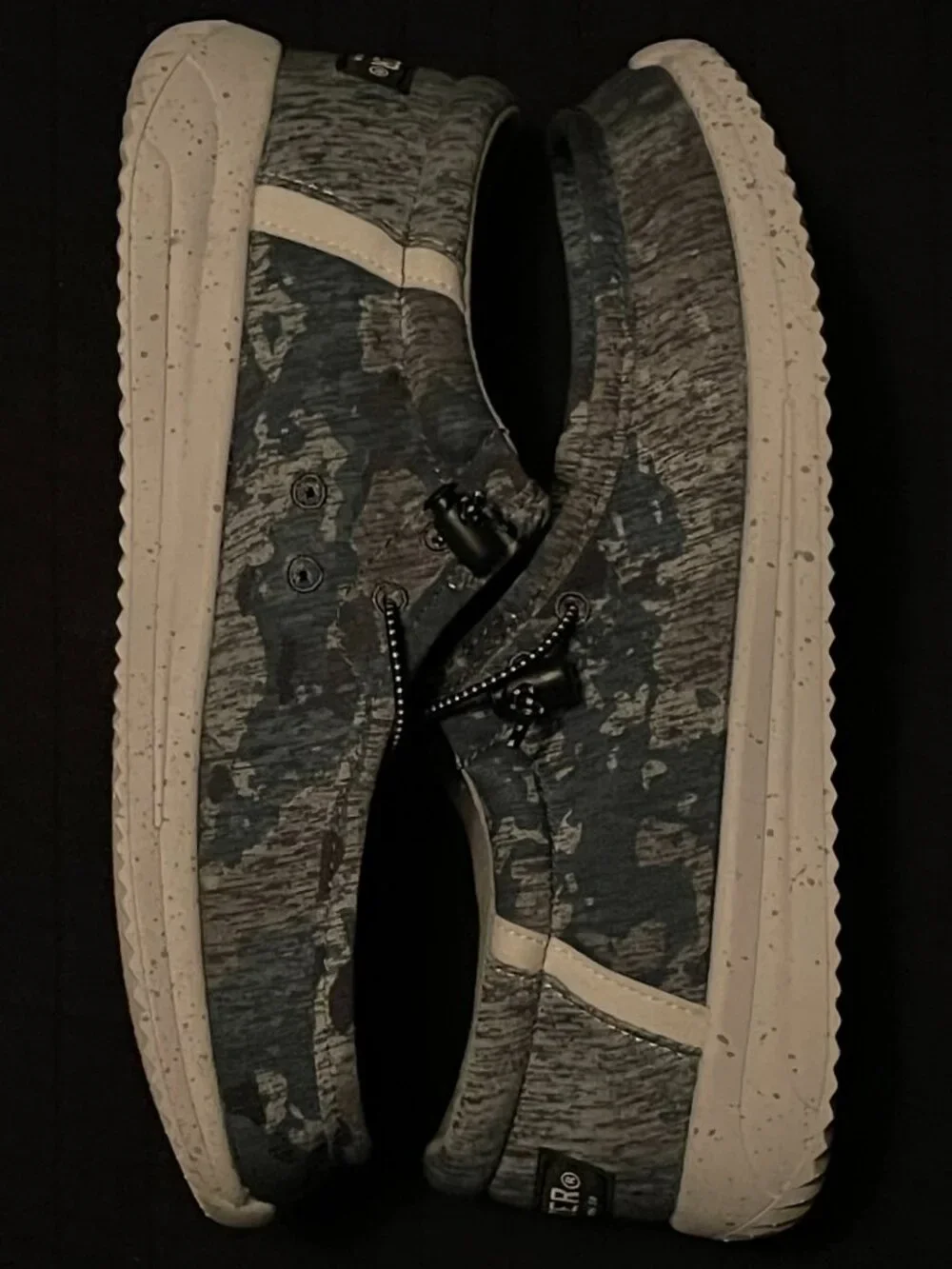 Howitzer LIKE NEW Sz. Men9/Women10.5 Blue/Grey Camo Roam Cumbre Lightweight Shoe